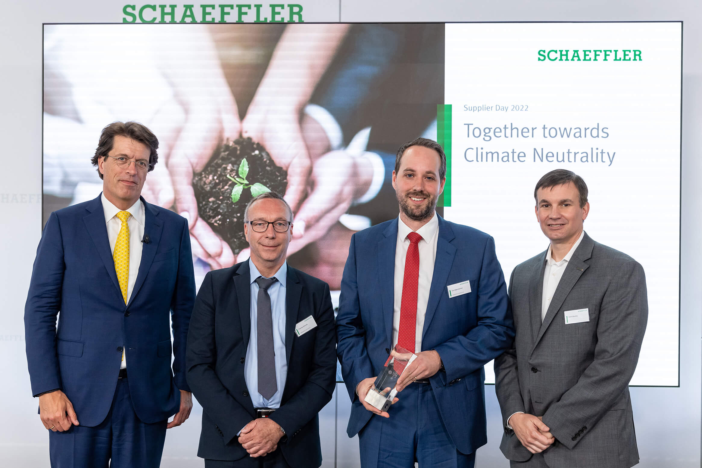 Uddeholm erhält den Supplier Award „Sustainability“ von Schaeffler!